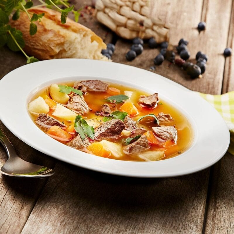 Lammesuppe med groentsager