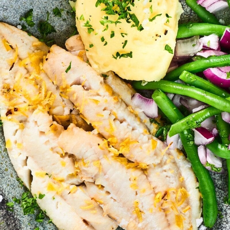 citronbagt-torsk-kartoffelmos-bonnesalat