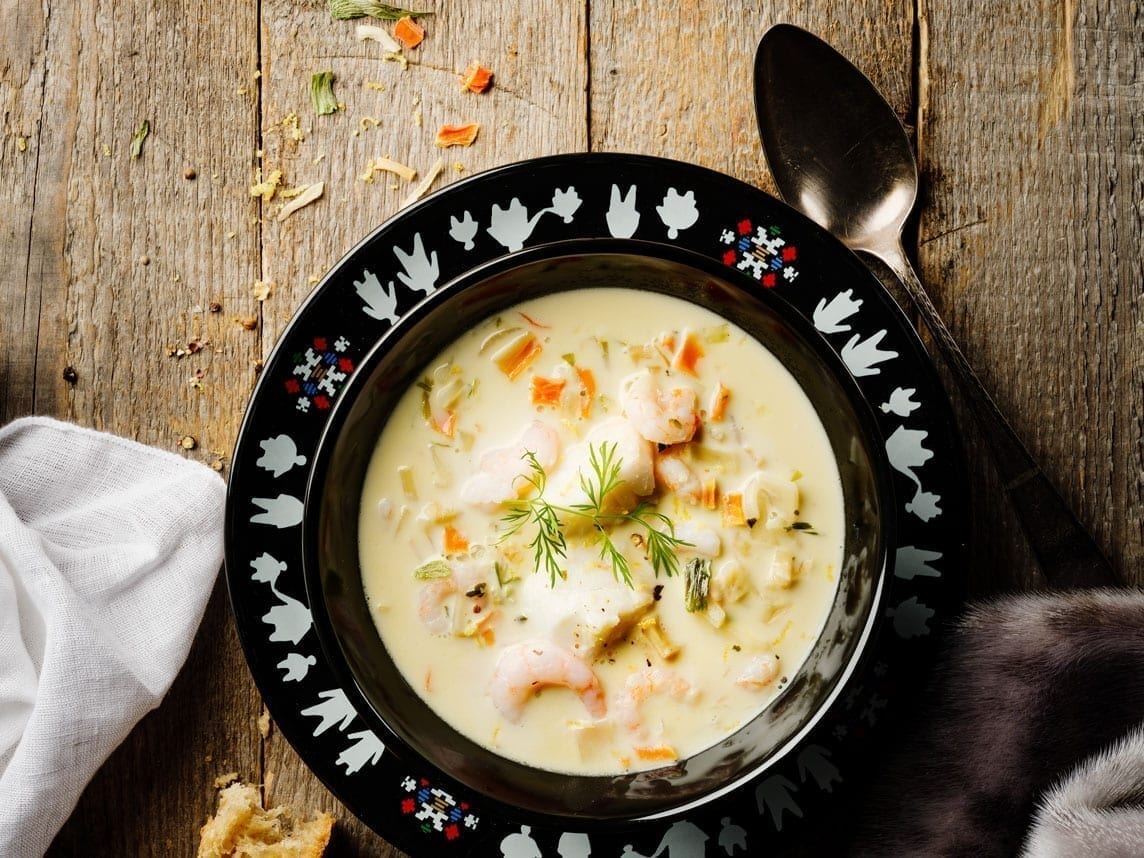 Nem fiskesuppe med groentsager