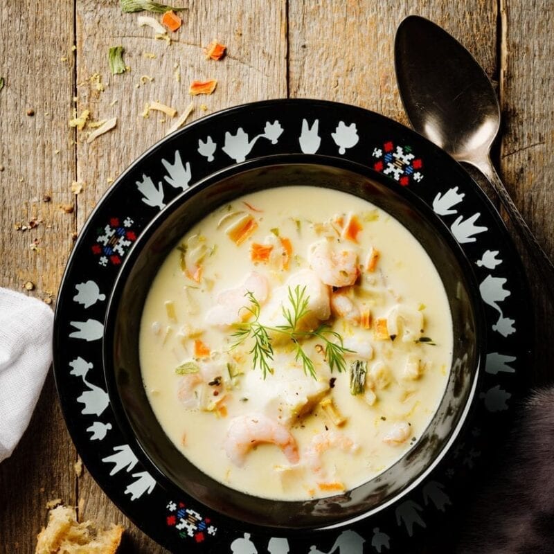 Nem fiskesuppe med groentsager