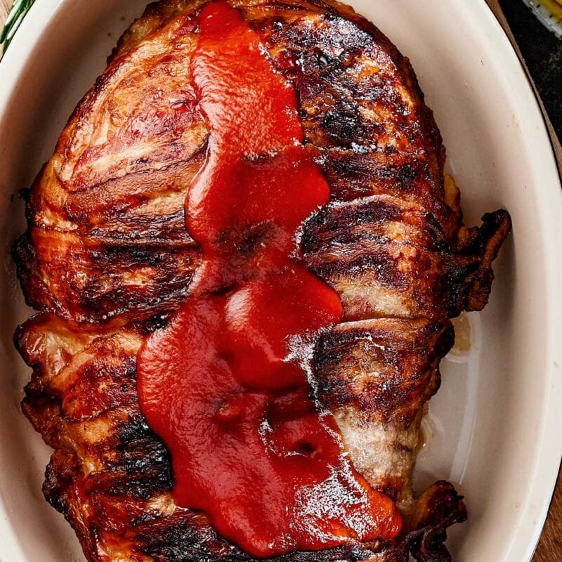 Farsbroed med bacon og hvidloeg