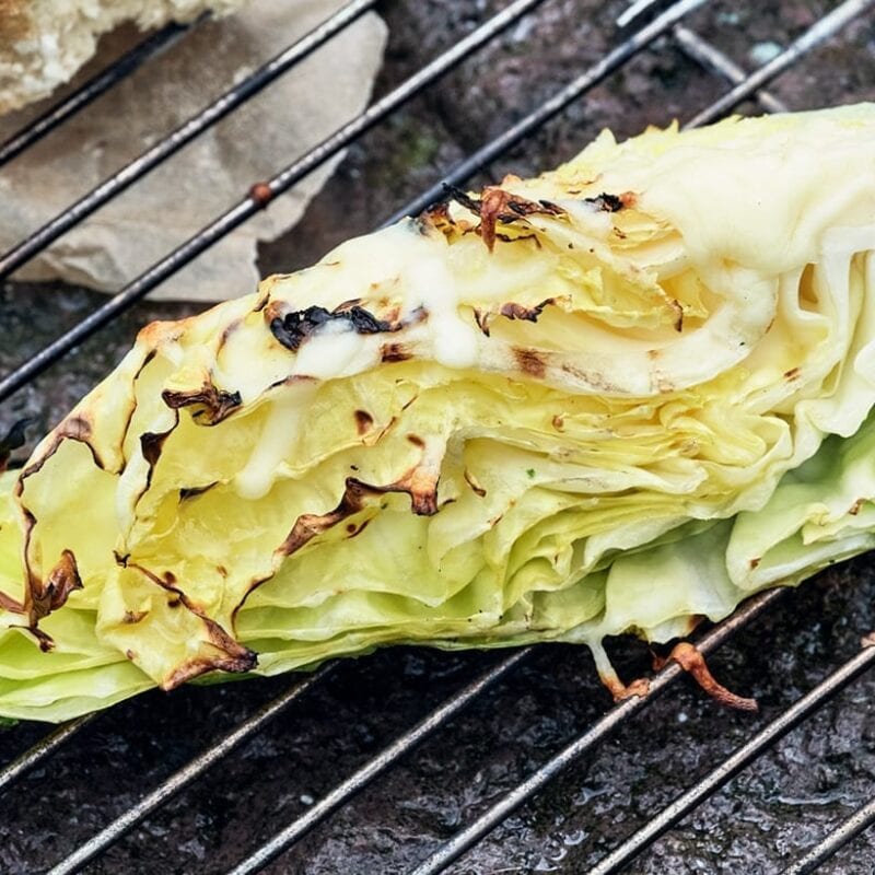 Grillet spidskål (el. kinakål)
